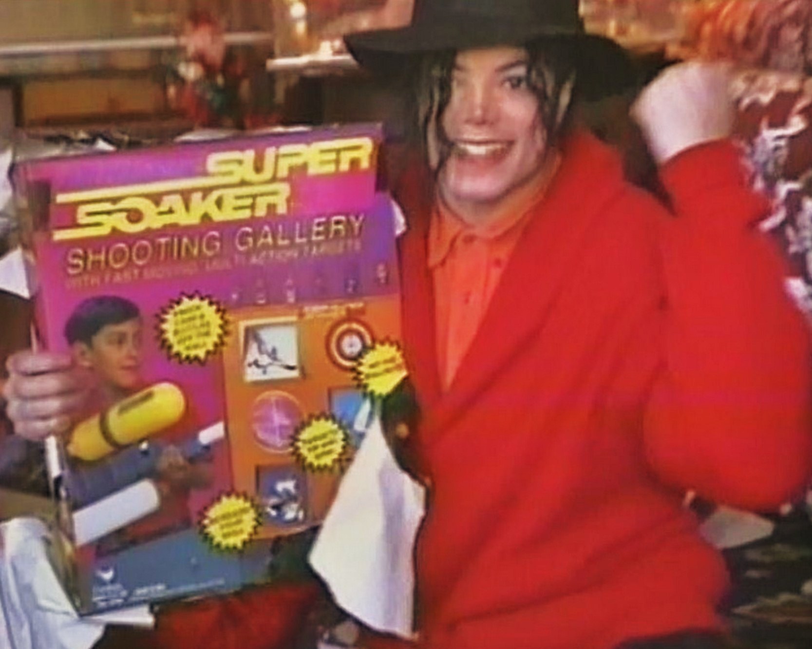 MJ-and-his-super-soaker-michael-jackson-16477650-1667-1332.jpg