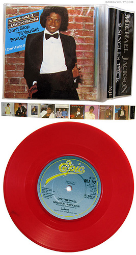 1983.11.MJ.9.Singles.Pack3.jpg