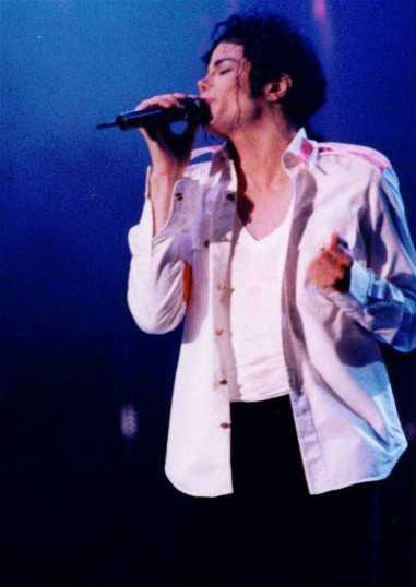 We-will-never-forget-you-peace-for-michael-jackson-20689551-381-538.jpg