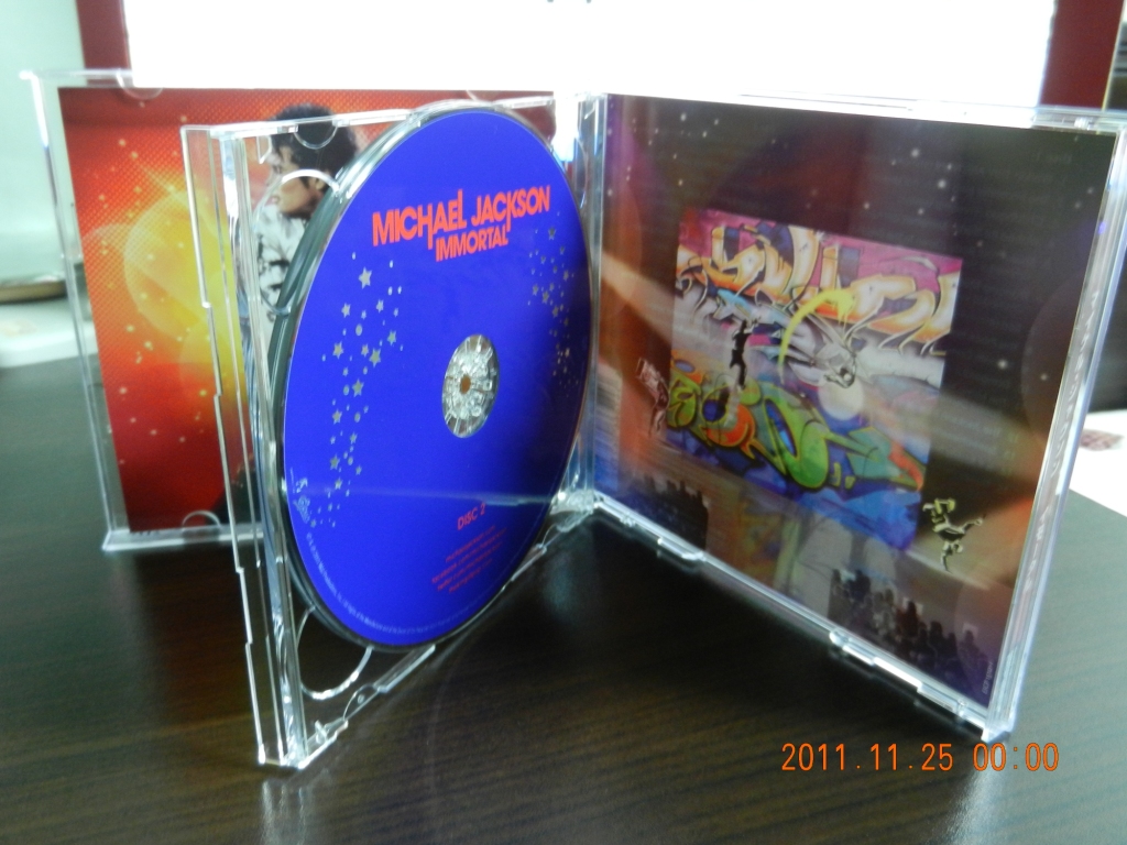 CD內部(雙CD之藍色CD)