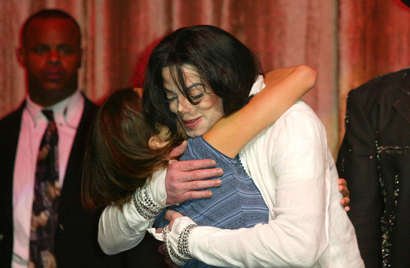 Celebration-of-Love-Michael-s-45th-Birthday-Party-2003-invincible-era-22484832-2.jpg