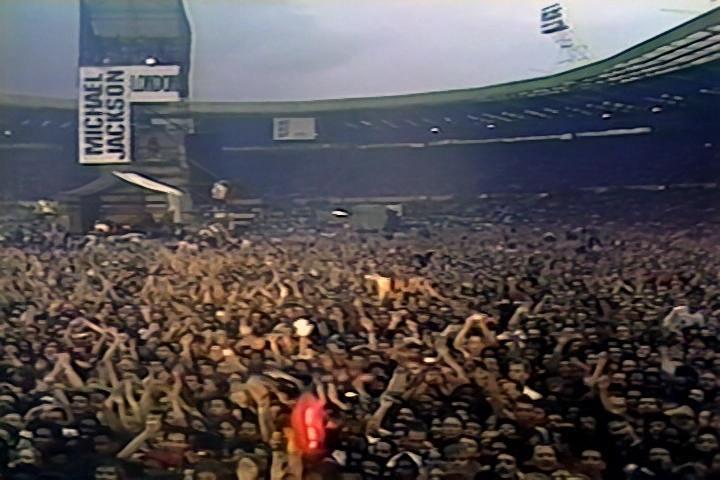 402904_496470703715885_1136025502_n.jpg