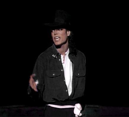 Michael-Jackson-niks95-3-STYLE-michael-jackson-style-22516462-473-447.jpg