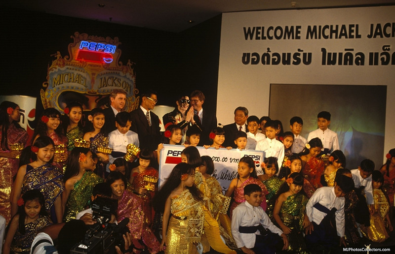 tumblr_mx08lzigpj1qdlr39o1_1280 (1)_副本.jpg