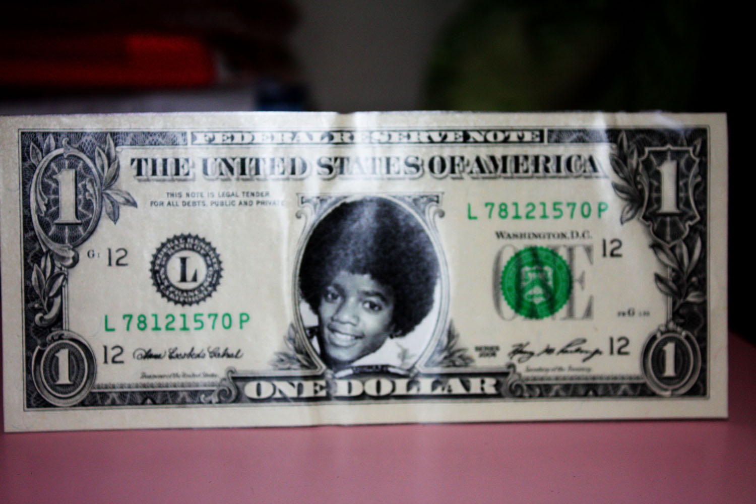 软塑封的，质量稍差