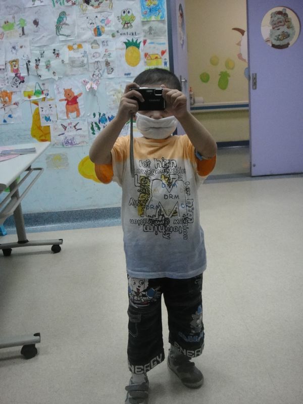 HOHO 这孩子在跟我玩对拍