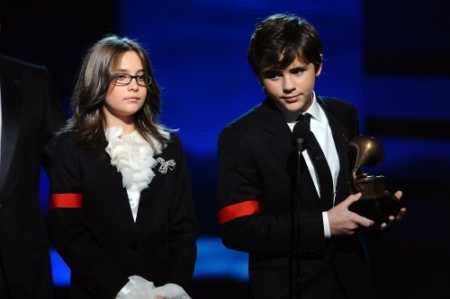prince-and-paris-at-the-grammys-prince-michael-jackson-10212027-500-333.jpg
