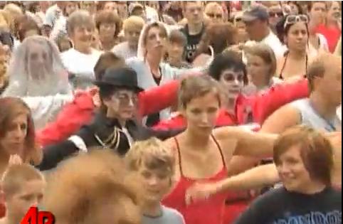 THRILLER3.jpg
